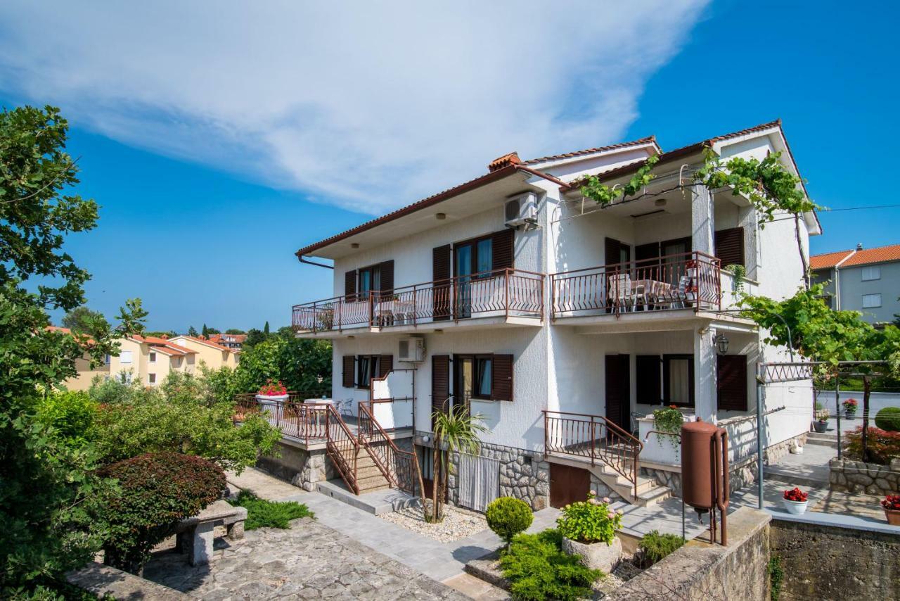 Apartments Marija&Anton Malinska Buitenkant foto