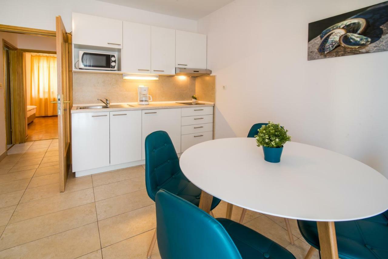 Apartments Marija&Anton Malinska Buitenkant foto